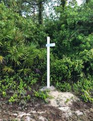 1003 E 16th ST, Lehigh Acres, FL 33972