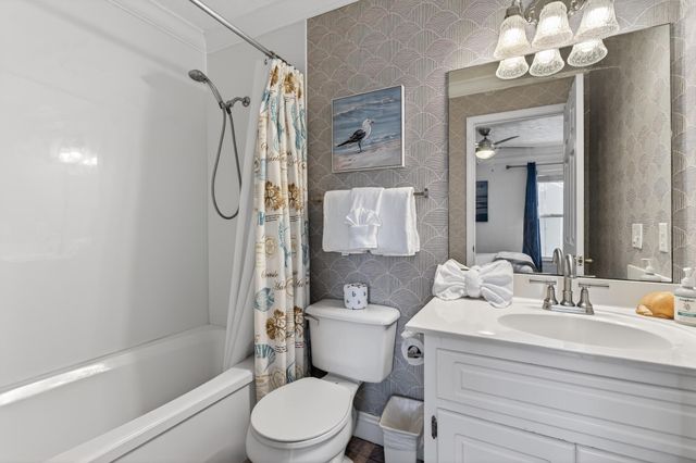 1330 SE Miracle Strip Parkway 313, Fort Walton Beach, FL 32548