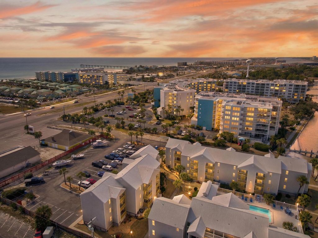 1330 SE Miracle Strip Parkway 313, Fort Walton Beach, FL 32548