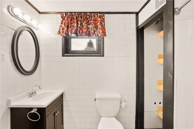 118 First St, Conemaugh Twp, PA 15935