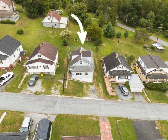 118 First St, Conemaugh Twp, PA 15935