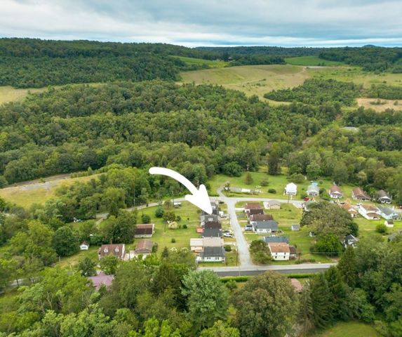 118 First St, Conemaugh Twp, PA 15935