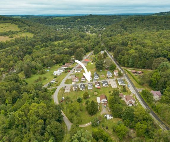 118 First St, Conemaugh Twp, PA 15935