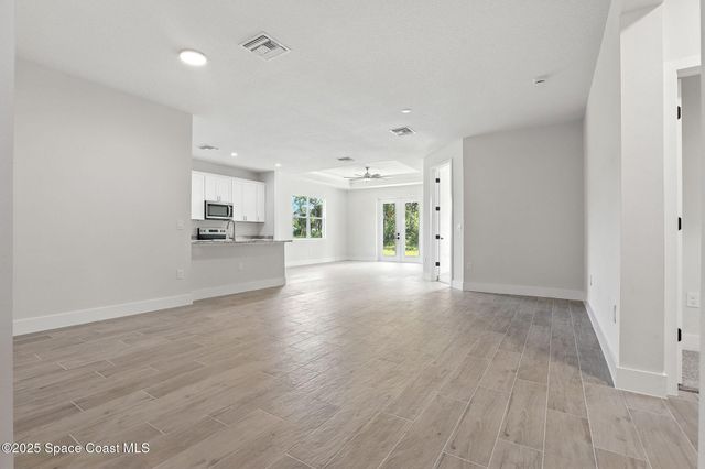 2035 Tahoe Avenue SE, Palm Bay, FL 32909