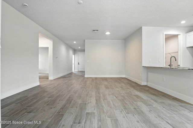 2035 Tahoe Avenue SE, Palm Bay, FL 32909