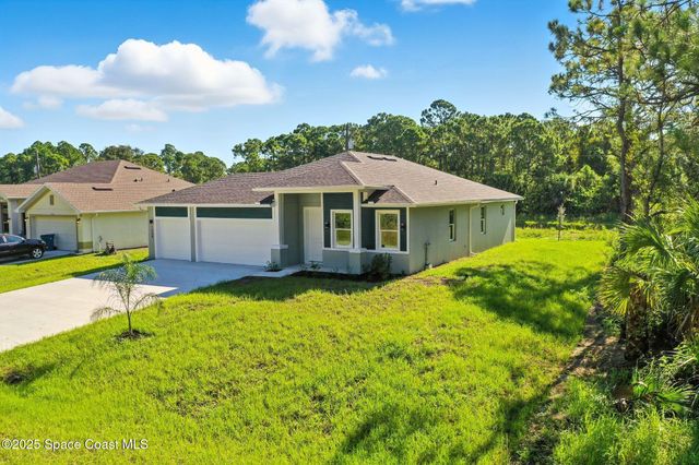 2035 Tahoe Avenue SE, Palm Bay, FL 32909