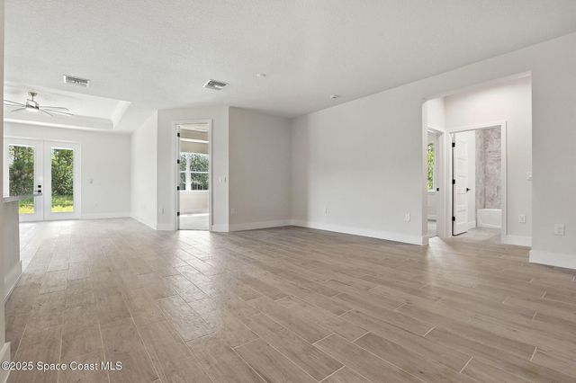 2035 Tahoe Avenue SE, Palm Bay, FL 32909