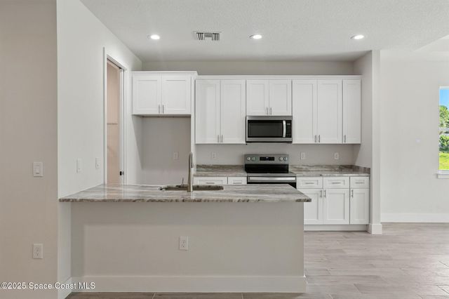 2035 Tahoe Avenue SE, Palm Bay, FL 32909