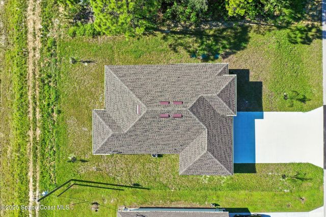 2035 Tahoe Avenue SE, Palm Bay, FL 32909