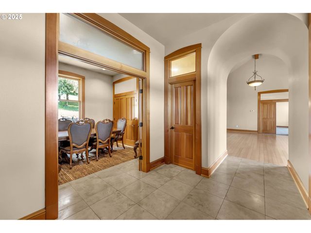 33510 Ne KELLY Rd, Yacolt, WA 98675