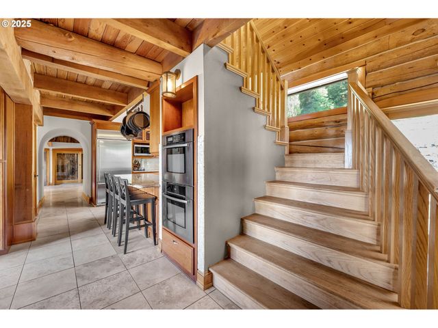 33510 Ne KELLY Rd, Yacolt, WA 98675