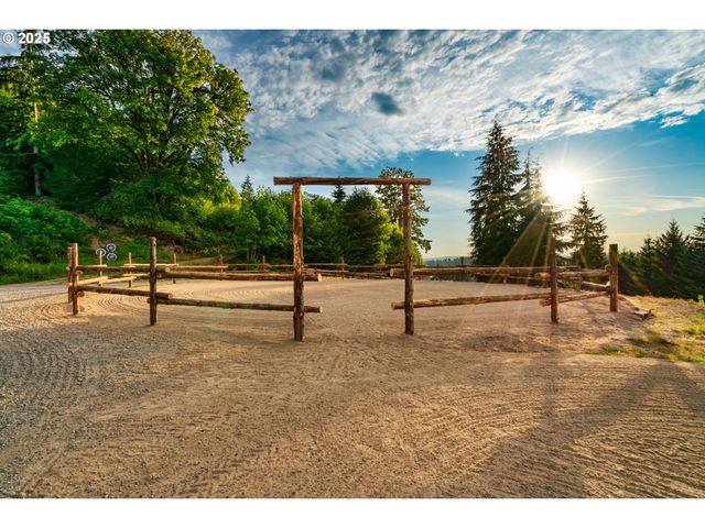 33510 Ne KELLY Rd, Yacolt, WA 98675