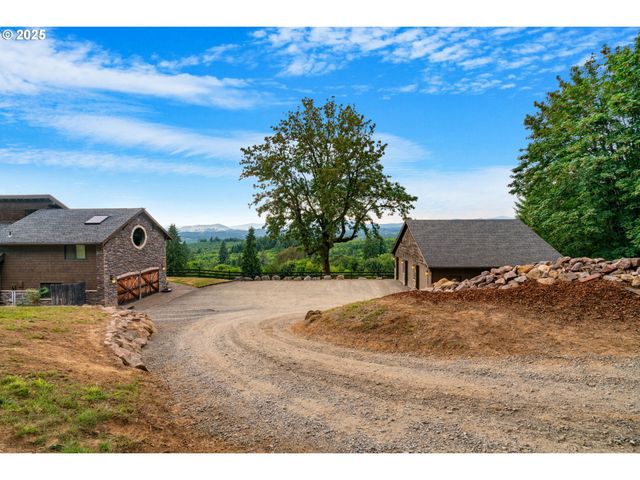 33510 Ne KELLY Rd, Yacolt, WA 98675