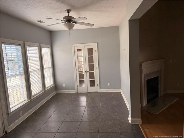 3909 Barclay Way, Wade, NC 28395