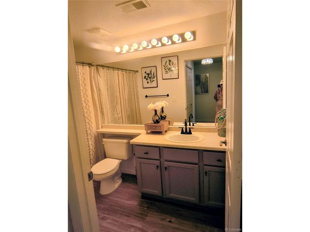 1155 S Alton St A, Denver, CO 80247