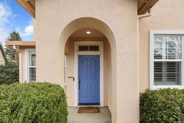 2015 Bishop Pl, Davis, CA 95618