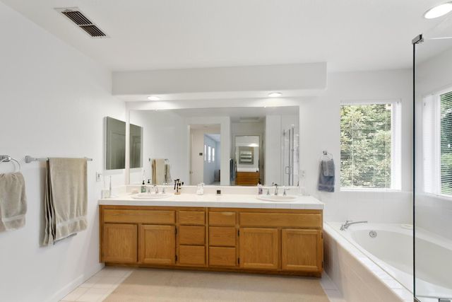 2015 Bishop Pl, Davis, CA 95618