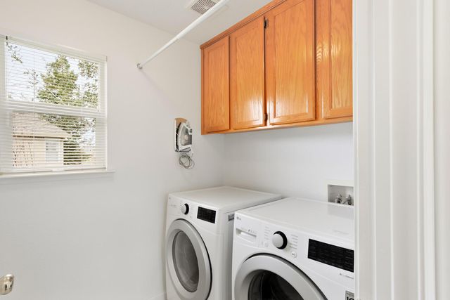 2015 Bishop Pl, Davis, CA 95618