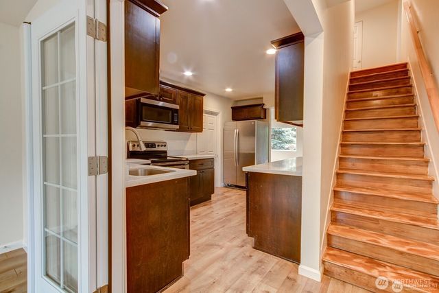 2618 30th Avenue E, Tacoma, WA 98443