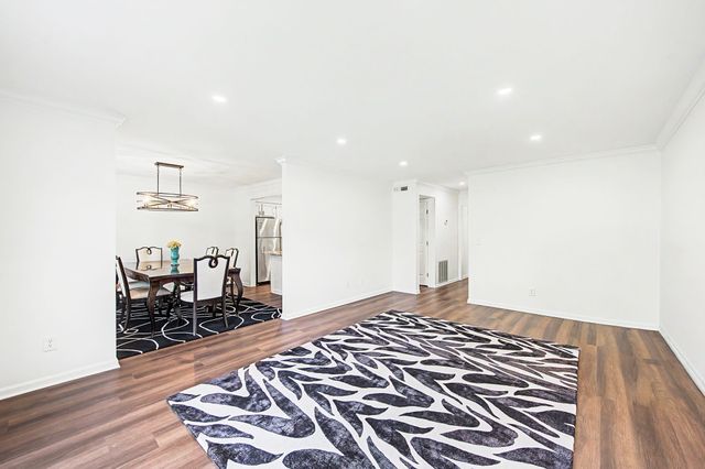 4487 Post Pl Apt 170, Nashville, TN 37205