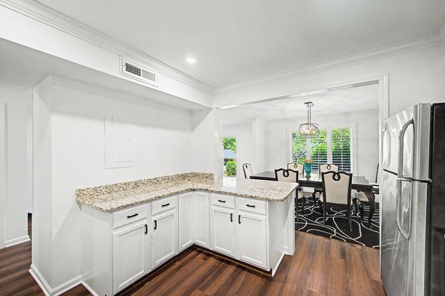 4487 Post Pl Apt 170, Nashville, TN 37205