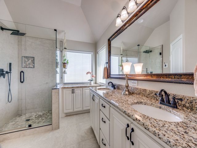 1215 Fire Fly Ridge, Blue Ridge, TX 75424