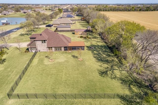 1215 Fire Fly Ridge, Blue Ridge, TX 75424