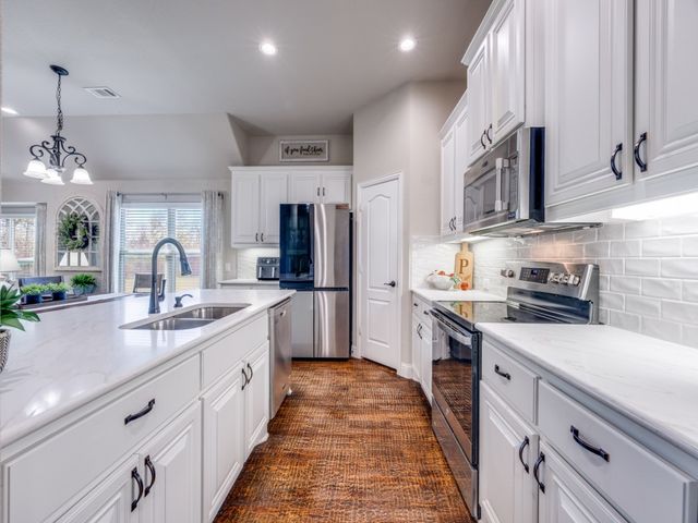 1215 Fire Fly Ridge, Blue Ridge, TX 75424