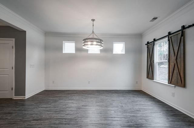 2817 Dixie Rd, Columbia, TN 38401