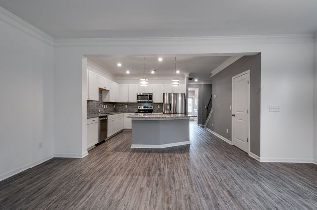 2817 Dixie Rd, Columbia, TN 38401