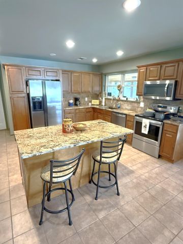 585 Narrows Drive, Greers Ferry, AR 72067