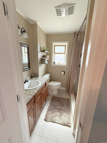 585 Narrows Drive, Greers Ferry, AR 72067