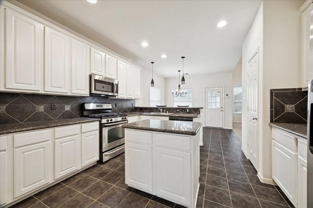 2709 Haleys Comet Court, Deer Park, TX 77536