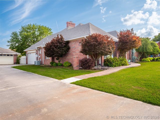 604 Nelson, Mcalester, OK 74501