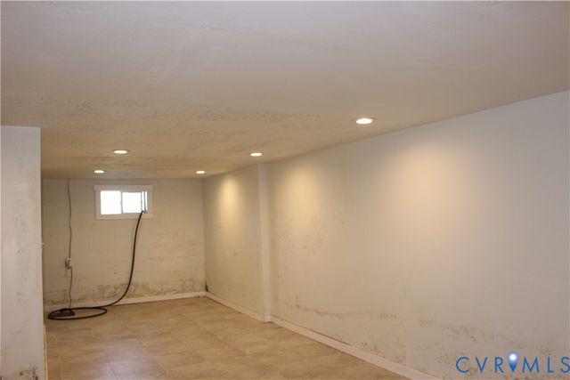 1308 Lee Ln, Hopewell, VA 23860