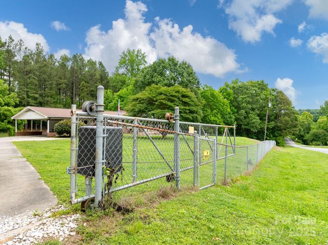 310 Yarbro Road, Kings Mountain, NC 28086