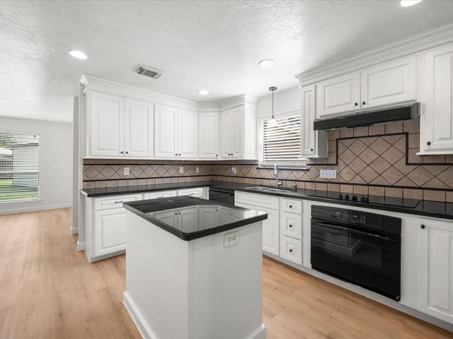 2715 River Birch Drive, Sugar Land, TX 77479