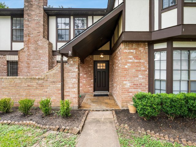 2715 River Birch Drive, Sugar Land, TX 77479
