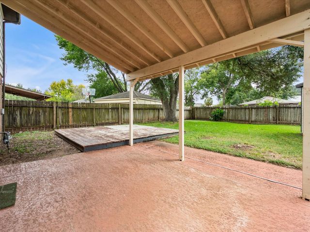 2715 River Birch Drive, Sugar Land, TX 77479