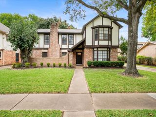 2715 River Birch Drive, Sugar Land, TX 77479