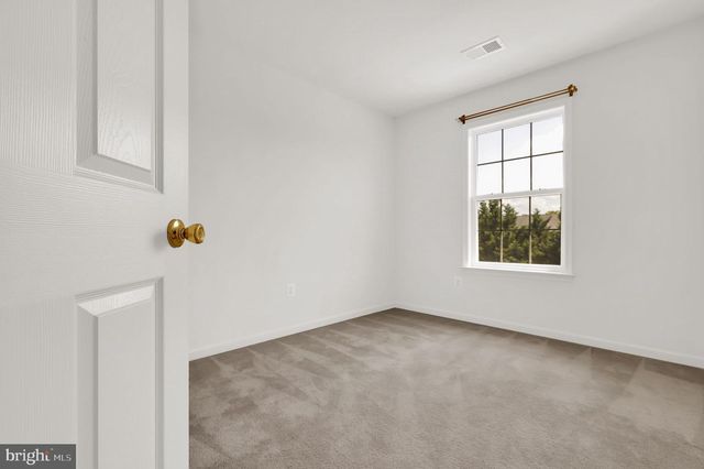 18264 ROY CROFT DR, Hagerstown, MD 21740