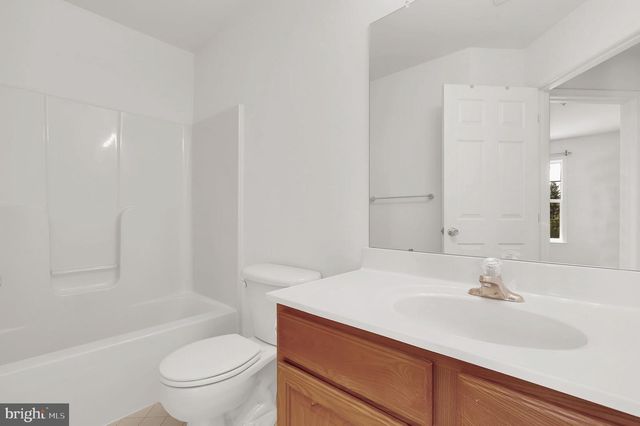 18264 ROY CROFT DR, Hagerstown, MD 21740
