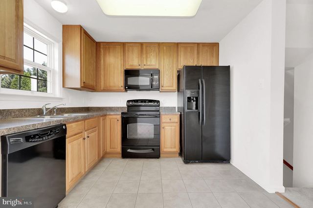 18264 ROY CROFT DR, Hagerstown, MD 21740