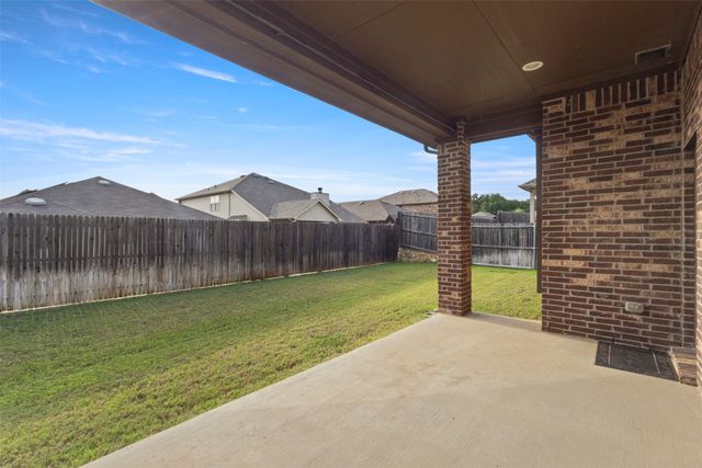 3712 Harbour Mist Trail, Denton, TX 76208