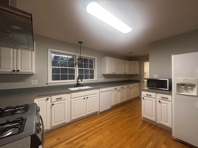 1948 Westminster Road, Charleston, SC 29407