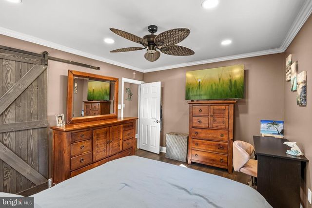 33 SARATOGA RD, Stratford, NJ 08084