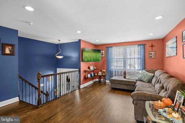 33 SARATOGA RD, Stratford, NJ 08084