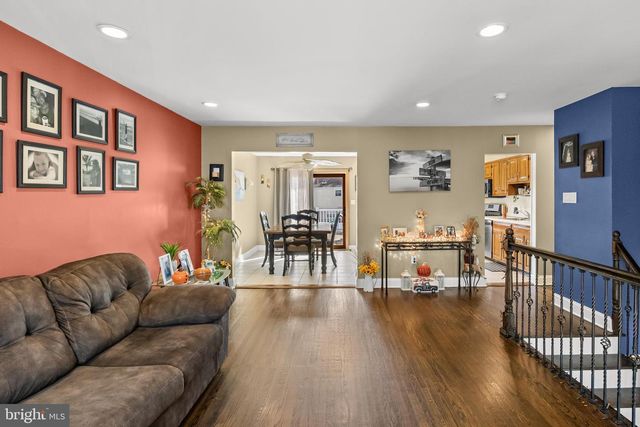 33 SARATOGA RD, Stratford, NJ 08084