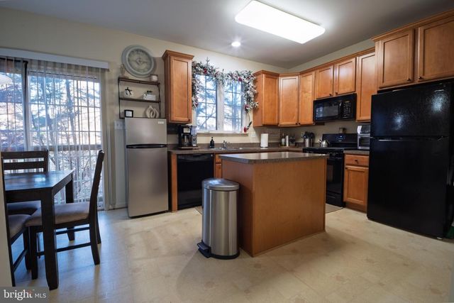 816 FAIRVIEW VILLAGE CT, Culpeper, VA 22701