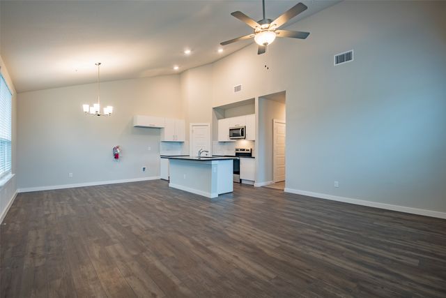 741 Wheatfield Drive, Venus, TX 76084